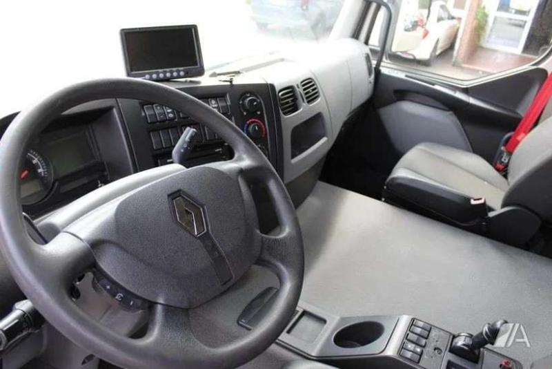 vrachtwagen Renault D WIDE-series