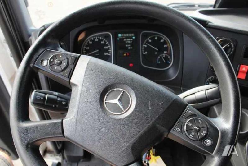 vrachtwagen Mercedes Atego