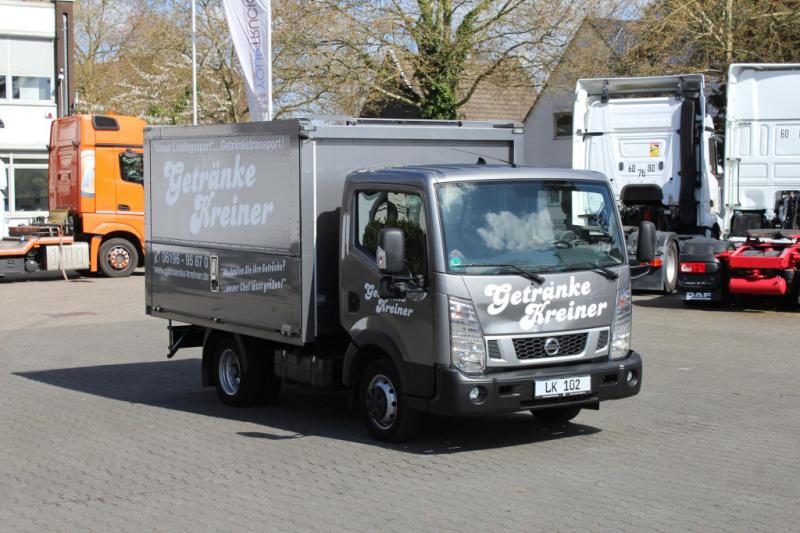 vrachtwagen Nissan Cabstar