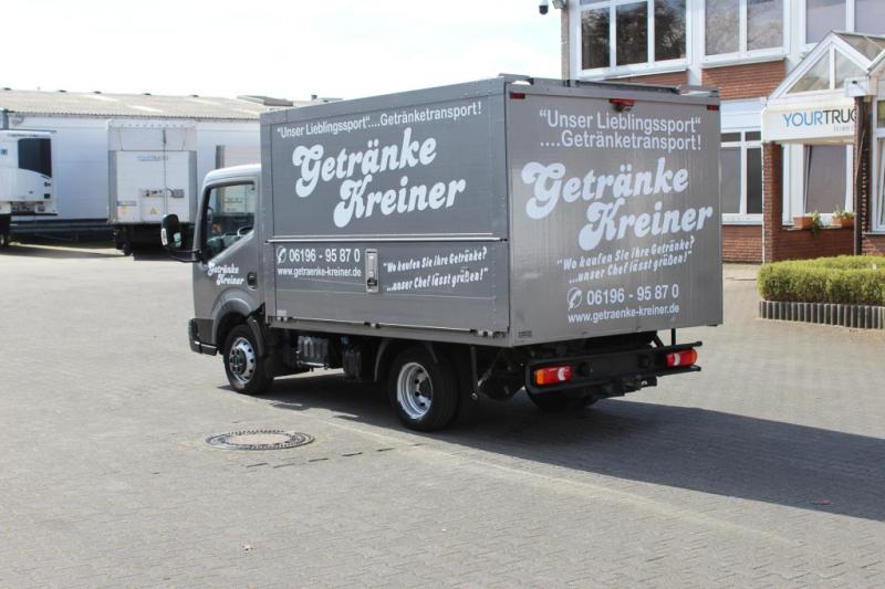 vrachtwagen Nissan Cabstar