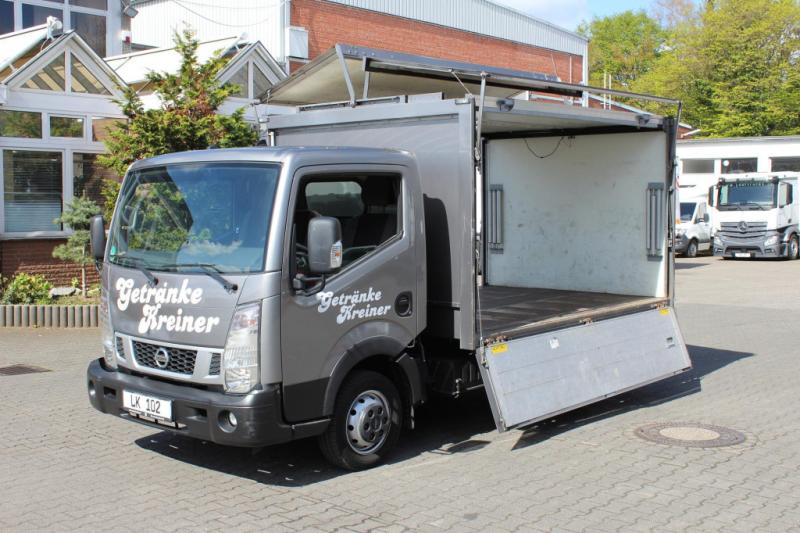 vrachtwagen Nissan Cabstar