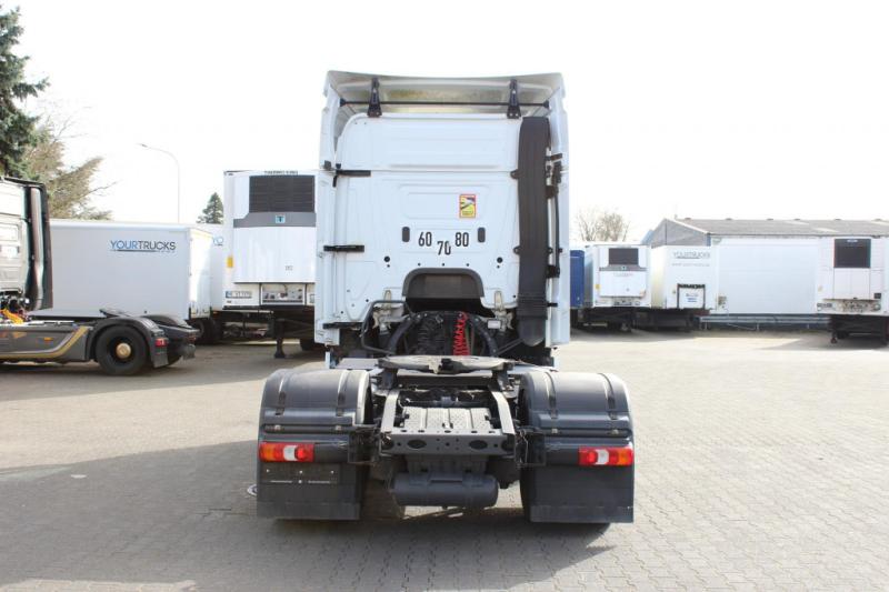 Tracteur Mercedes Actros