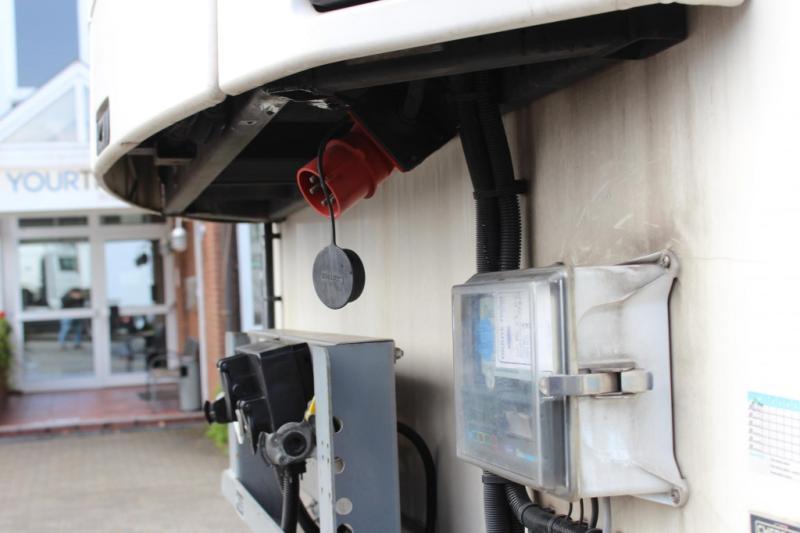Semi-remorque Chereau   Carrier Vector 1550 FRC Strom TW SAF Palletbox