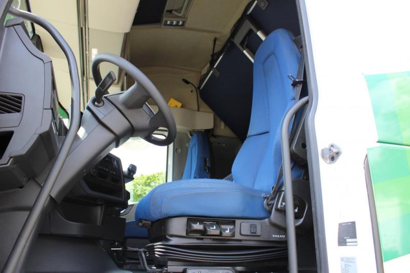 Sattelzugmaschine Volvo F6
