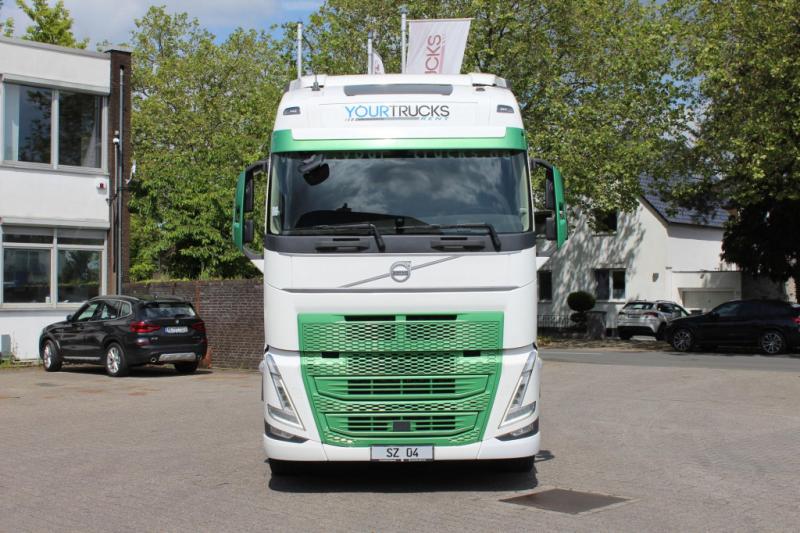 Sattelzugmaschine Volvo F6