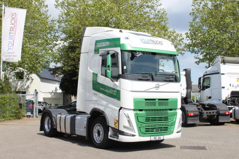 Sattelzugmaschine Volvo F6