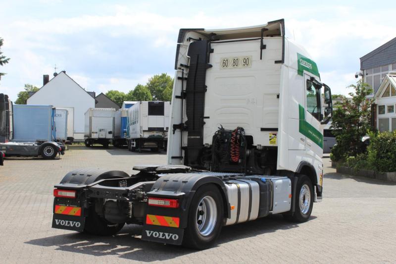 Sattelzugmaschine Volvo F6