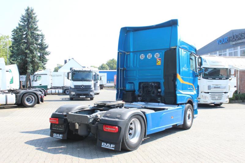 Tracteur DAF   530 SSC  Navi  Kühlbox  Leder  Standklima   ACC