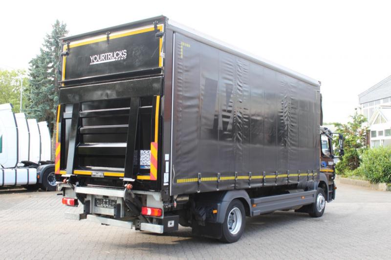 Camion Mercedes Atego