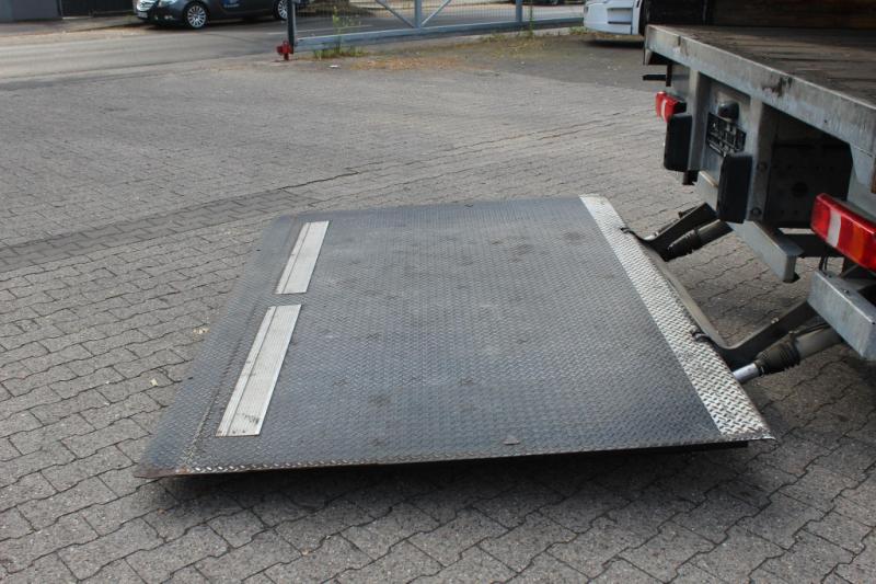 Camion Mercedes Atego