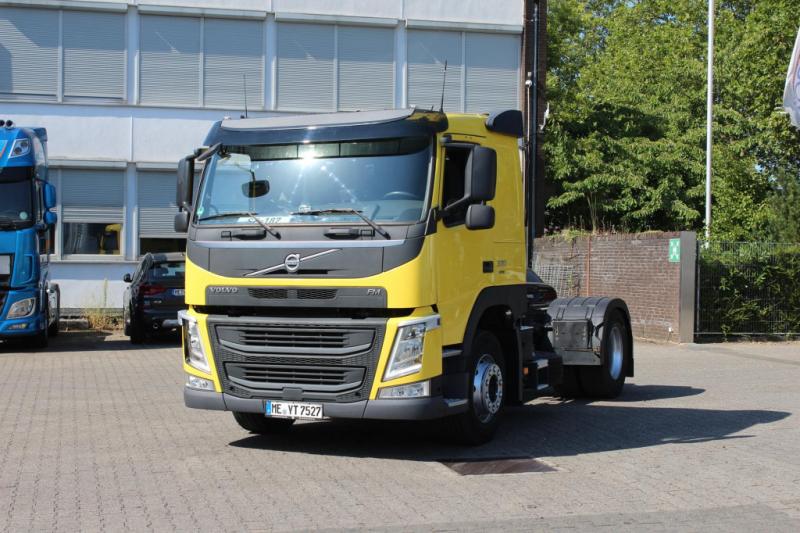 Tracteur Volvo N12