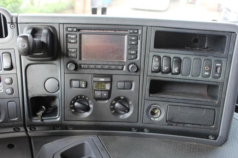 Camion Scania L