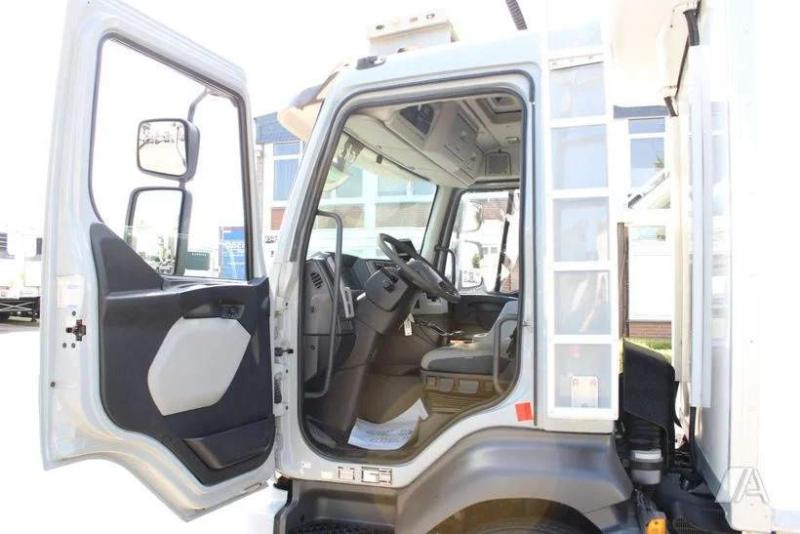 Camion Volvo FL