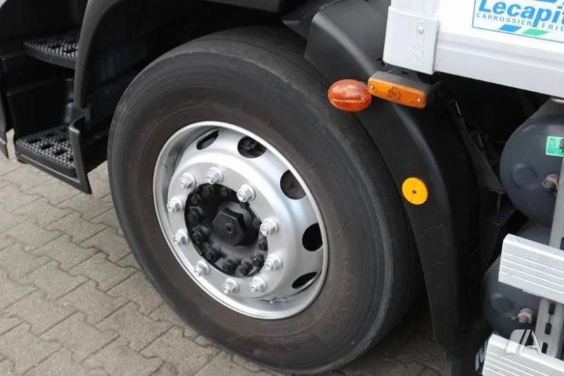 vrachtwagen Iveco Eurocargo ML 190 EL 28