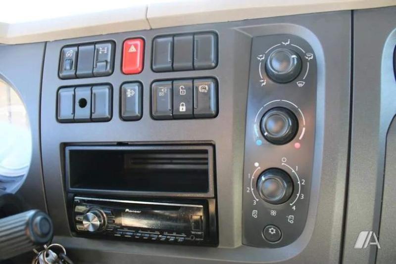 Truck DAF LF