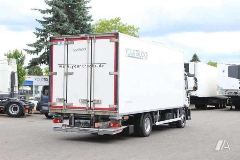 Camion Iveco Eurocargo ML 140 E 25