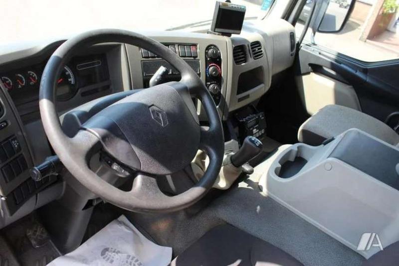 Camion Renault Midlum 220 DXI