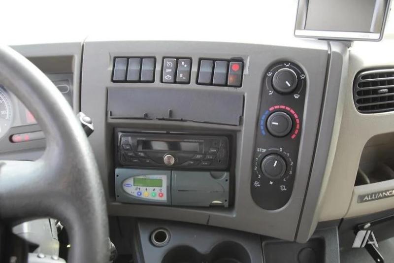 Camion Renault Midlum 220.12 Dxi