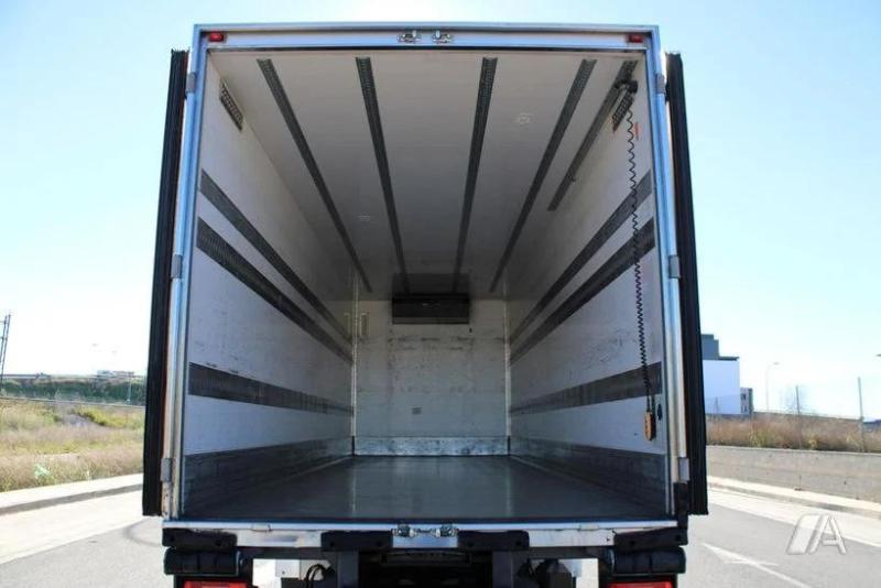 Camion Volvo FM