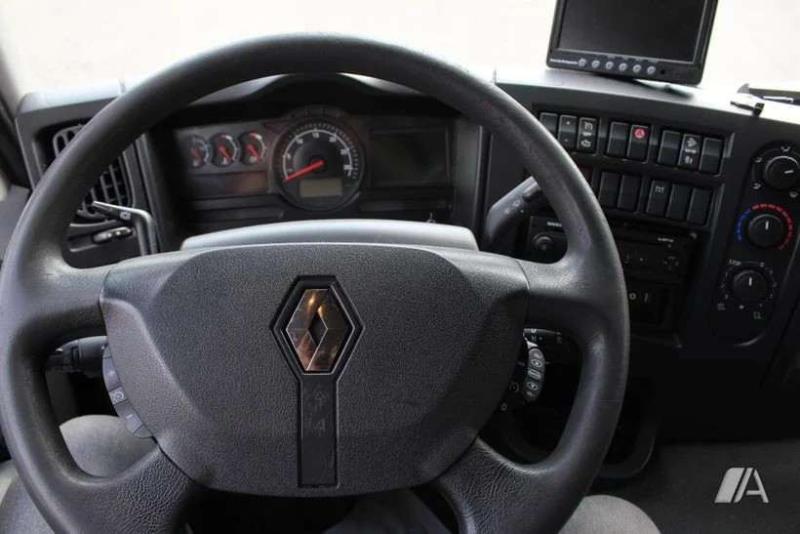 Camion Renault D WIDE-series