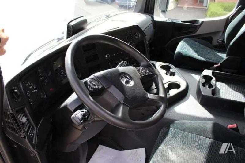 Camion Mercedes Actros