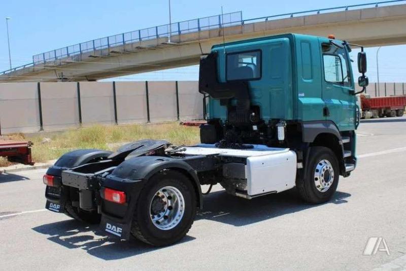 Tracteur DAF CF 460
