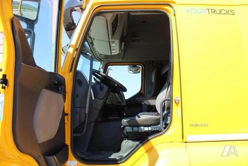 Camion Renault Premium 380