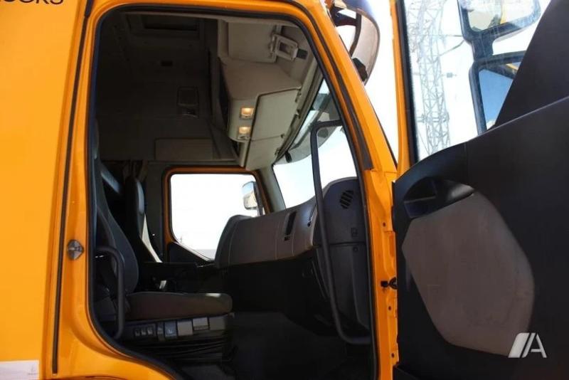 Camion Renault Premium 380