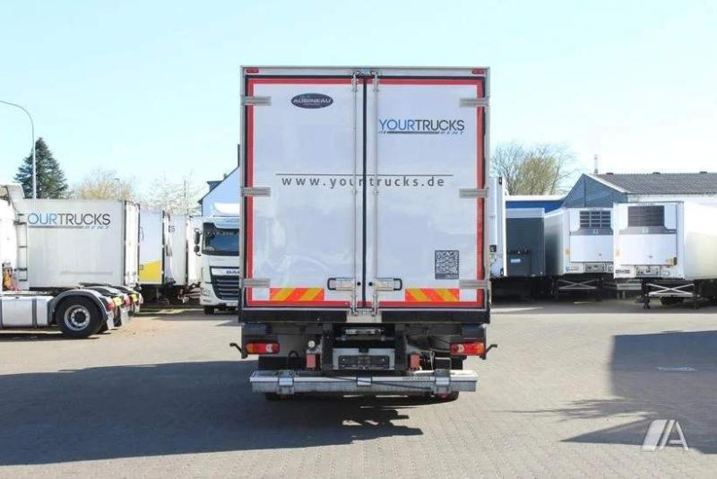 Camion Renault D WIDE-series