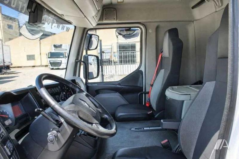 Camion Renault D-Series
