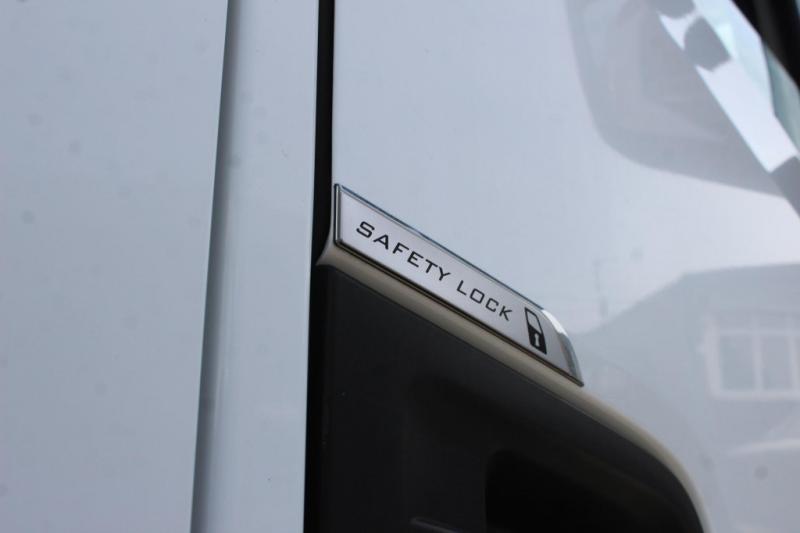 Tracteur Iveco   S-Way 510 Retarder 2Tank Kühlbox Safety Lock