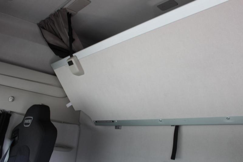 Tracteur Iveco   S-Way 510 Retarder 2Tank Kühlbox Safety Lock