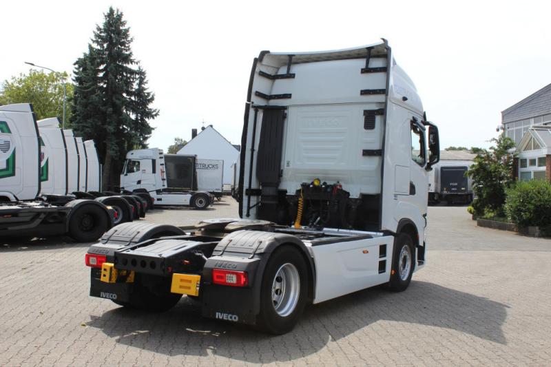 Tracteur Iveco   S-Way 510 Retarder 2Tank Kühlbox Safety Lock