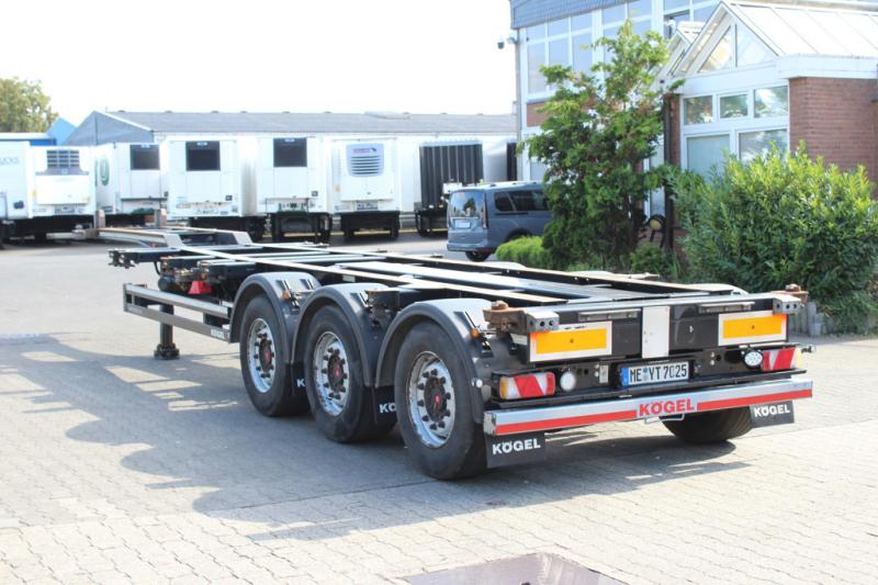 Semi-remorque Kögel   Multi Container Chassis Port 45 Triplex