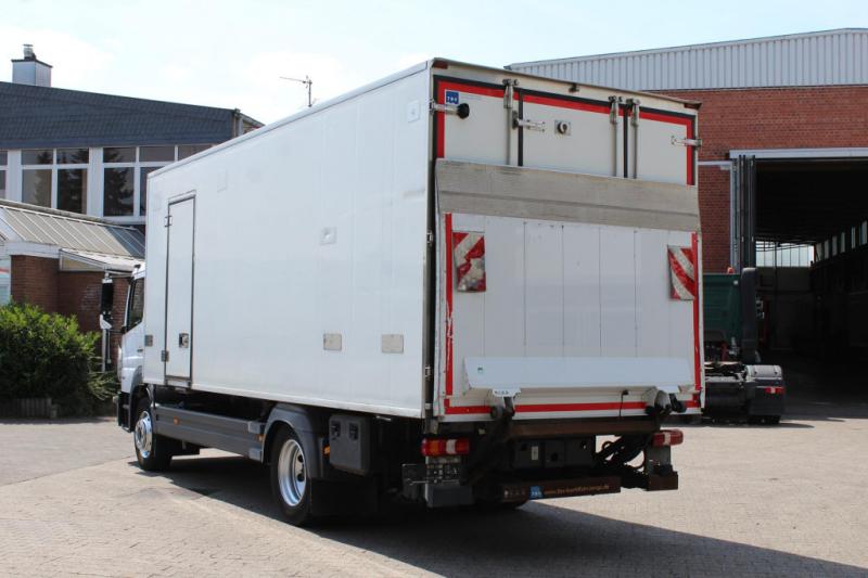 Camion Mercedes Atego