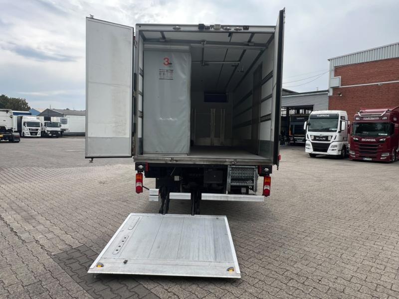 Camion Mercedes Atego