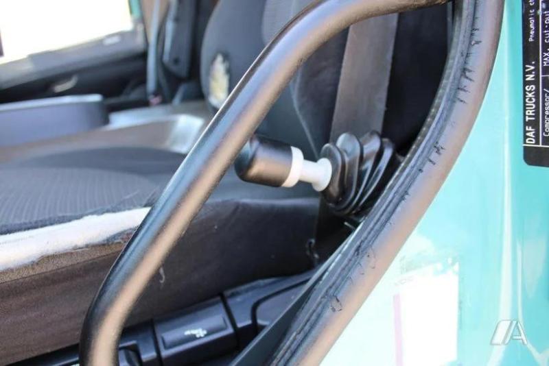 Tracteur DAF CF 460