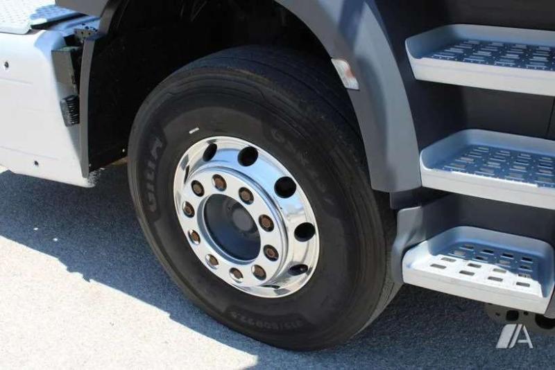 Tracteur DAF CF 460