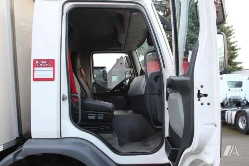 Camion Renault D WIDE-series