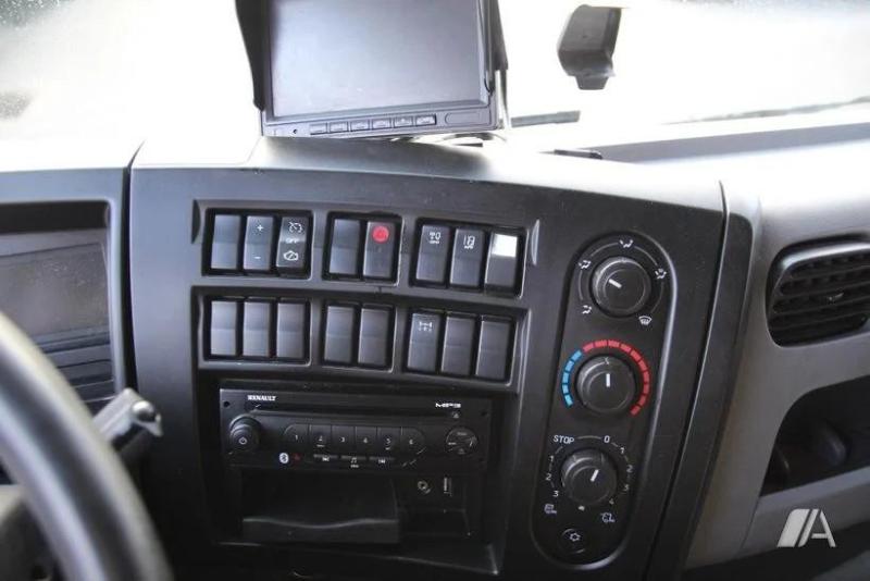 Camion Renault D WIDE-series