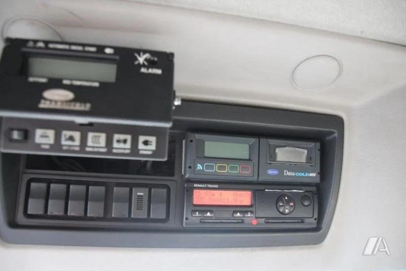 Camion Renault D WIDE-series
