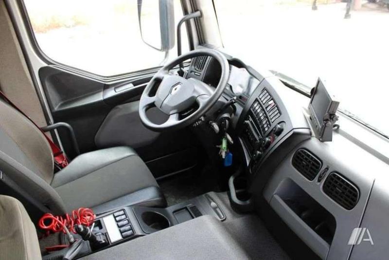 Camion Renault D WIDE-series