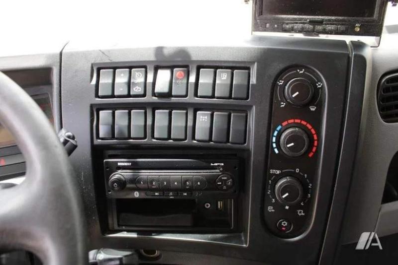 Camion Renault D WIDE-series