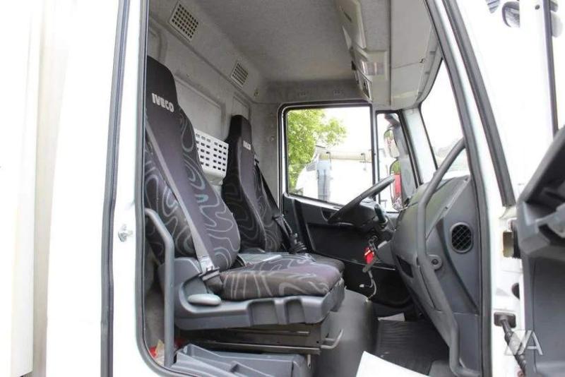 Camion Iveco Eurocargo ML 140 E 25