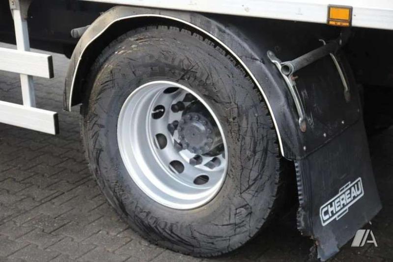 Camion Renault D WIDE-series