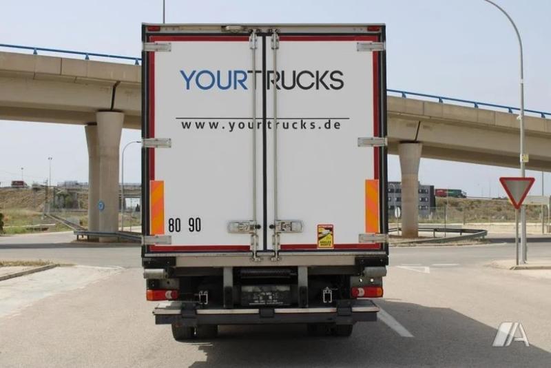 vrachtwagen Renault Midlum 220 DXI