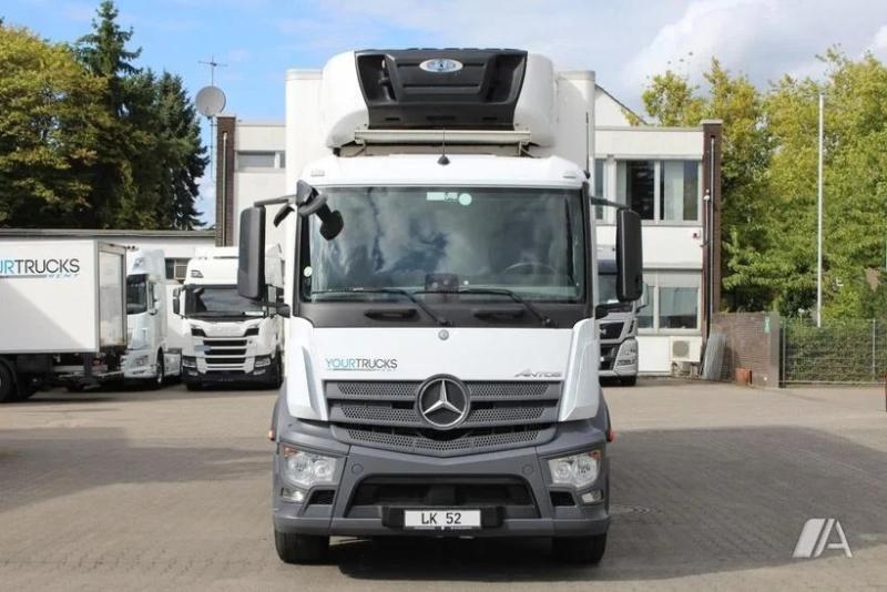vrachtwagen Mercedes Actros