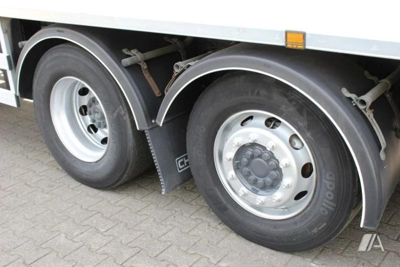 vrachtwagen Mercedes Actros