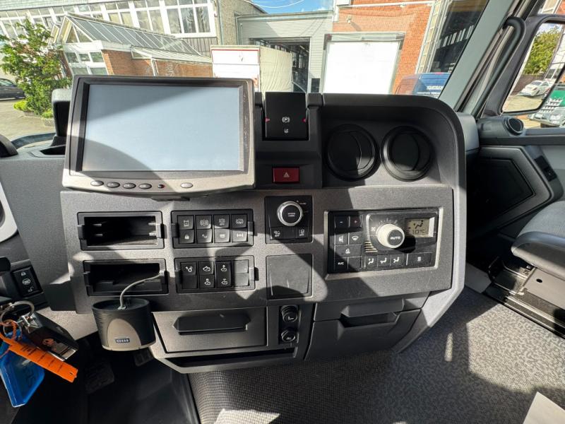 Tracteur Renault   T 430 E6 Retarder Kühlbox Klima NUR 448130 Km