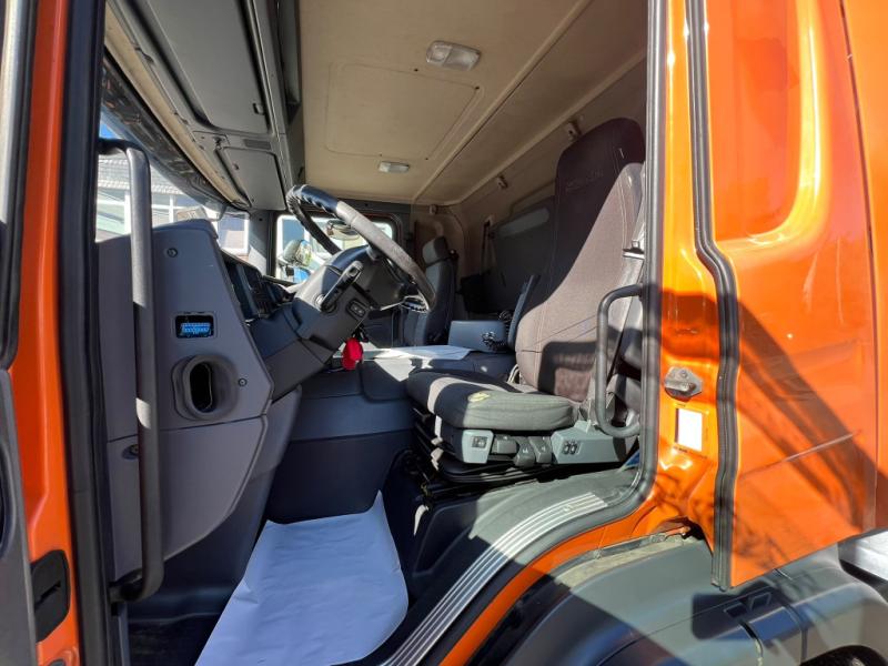 Camion Scania L